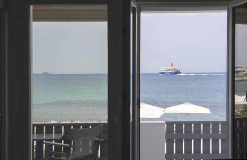 Parikia Apartamento | Parikia's Seaside House