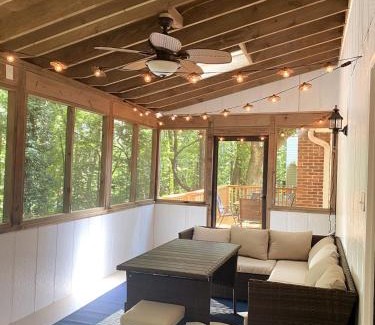Greenville - Spartanburg Casa | Paris Mountain Loft Home