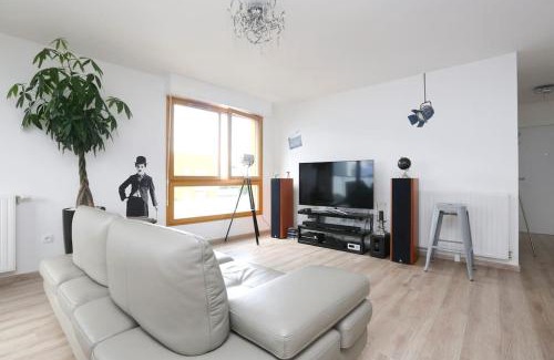 Saint-Denis Apartamento | Paris-Stade De France 3 rooms Parking Metro
