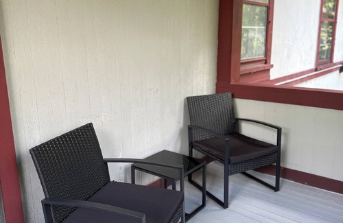 East Avenue Apartamento | Park Ave 1BR Free Parking & Patio Walkable!