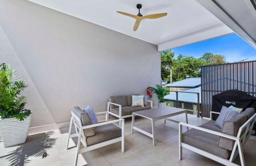 Auchenflower Casa | Park Avenue Terrace House 3BR - Outdoor, BBQ
