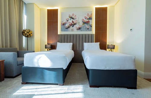 Bneid Al Qar Hotel | Park Avenues