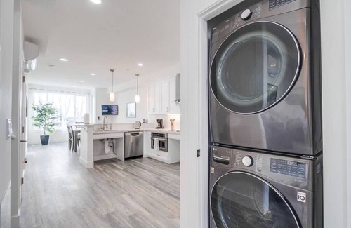 University Heights Apartamento | Park Blvd Paradise 303 king bed With a private Spa