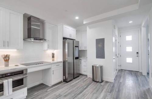 University Heights Apartamento | Park Blvd Paradise 303 king bed With a private Spa