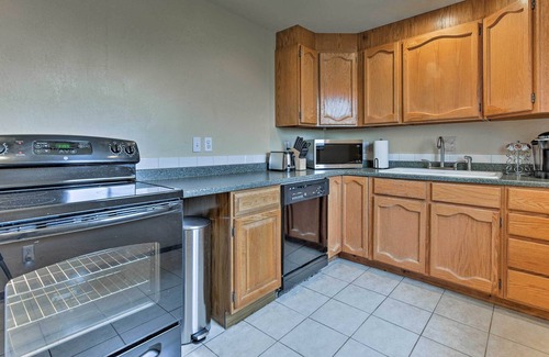 North Snyderville Basin Apartamento | ¡NUEVO! Park City Apt w / Utah Olympic Park & Mtn Views