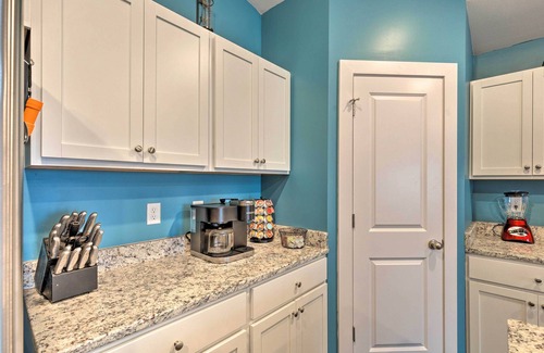 Park City Casa | 'Park City on the Water' Townhome w/ Hot Tub!