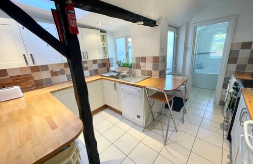 Henley Casa | Park End House - Parking Pet Friendly - From 180 Per Night