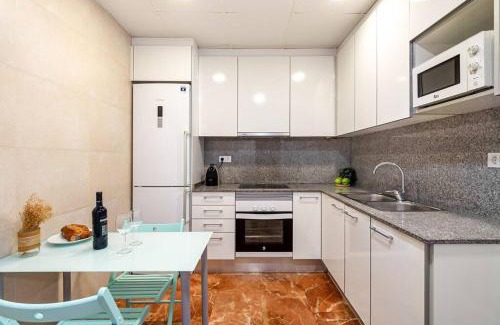 Can Baro Apartamento | Park Guell Gaudi 2 bedroom Apartment