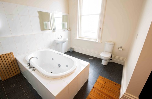 Mount Gambier Hotel | Park Hotel Mount Gambier