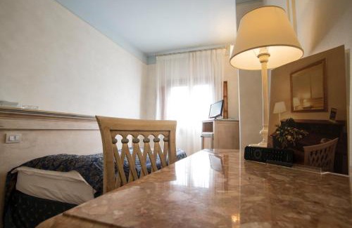 Santa Maria a Monte Hotel | Park Hotel Santa Maria a Monte