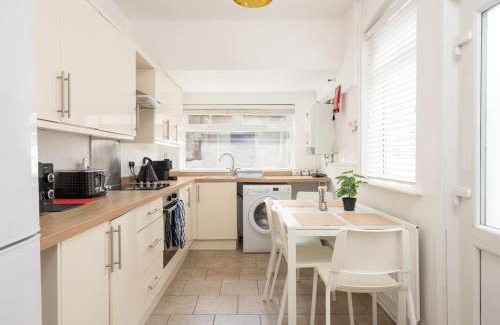 Crewe Casa | Park House - By Sigma Stays