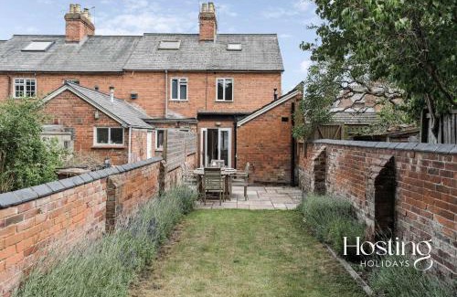Henley Casa | Park House Two Bed Henley Townhouse with Garden