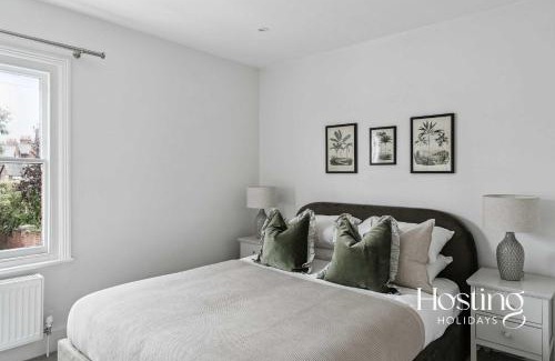 Henley Casa | Park House Two Bed Henley Townhouse with Garden