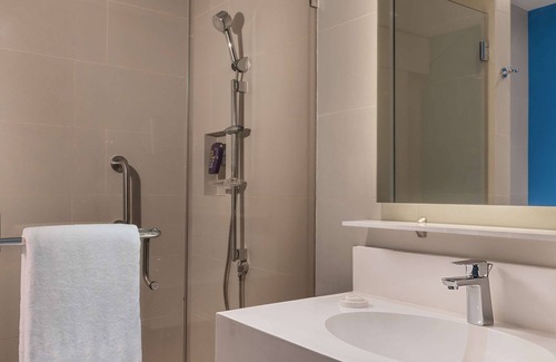 Iloilo Hotel | Park Inn by Radisson Iloilo