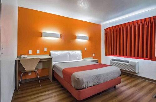 Salt Lake City Hotel | Motel 6 Salt Lake City, UT - West - Airport