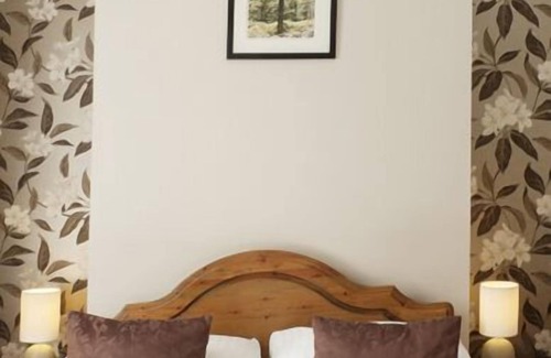 Rushmoor District Casa | Park Lodge Guest House