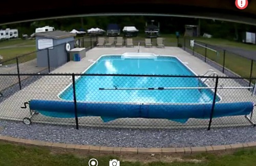 Crown Point Casa | Park Model Rental en Campground.