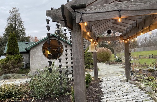 Ithaca Cabaña | Park & Parlour Suites at New Park