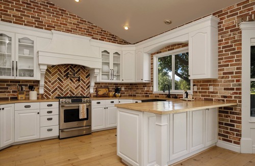 West Valley Casa | Park-Side Paradise in West Boise