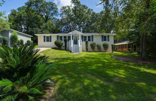 Earlewood Casa | Park St Haven 4BR with Patio