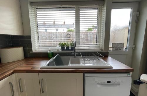 Sewerby Casa | Park View Cottage - 3 Beds - 2 Bedrooms in Sewerby
