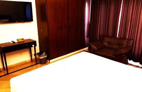 E-11 Sector Apartamento | Park View Guest House in F-7 islamabad