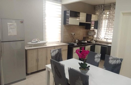 Kampung Serukam Casa | Park Villa Homestay