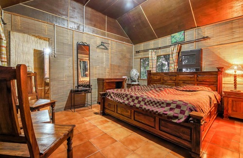 Kandaghat Hotel | Park Woods Shoghi