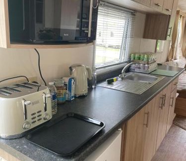 Great Yarmouth Complejo | Parkdean Static caravan on cherry tree holiday park