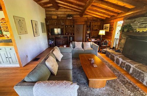 Weston Casa | Parker Lane Cabin