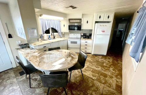 Cienega Springs Casa | Parker Strip House, close to the River