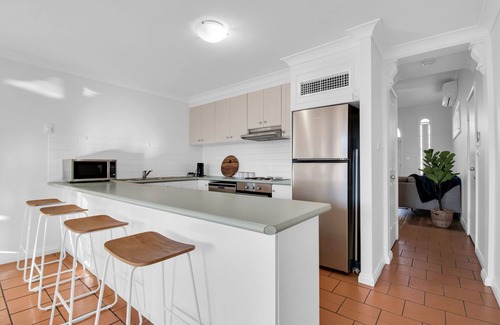 Wagga Wagga Casa | Parkham - CBD, Elegant Townhouse