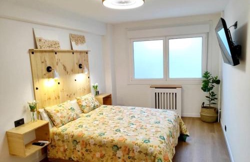 Santiago de Vigo Apartamento | Parking gratis vigilado 24H Tranquilo Apartamento Centro de Vigo Vialia