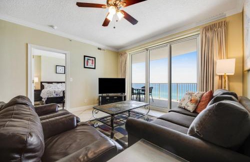 Long Beach Casa | PARKING INCLUDED-Beachfront 2BD Ocean Villa! Gorgeous Amenities, Private Complex