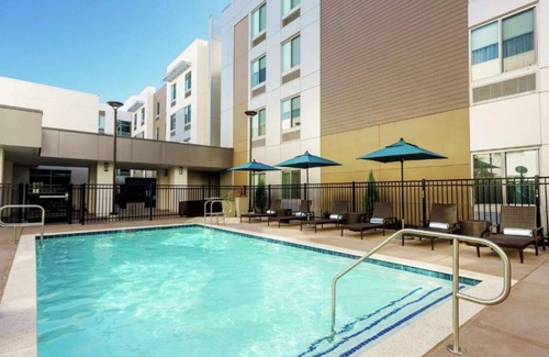 Alviso Casa | Parks, business, and family days near San Francisco