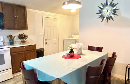 Fort White Casa | Parks, Springs, Nature getaway 3-bedroom mobile home WiFi, AC in l Fort White