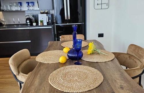 Farke Apartamento | Parkside - AirAlbania View