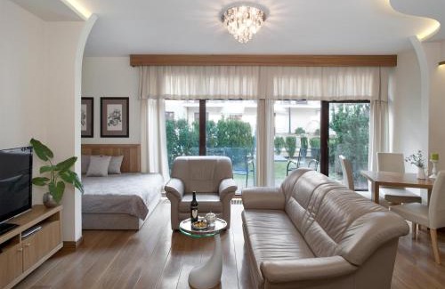 Wesoła Zachod Apartamento | Parkside Apartments Old Town