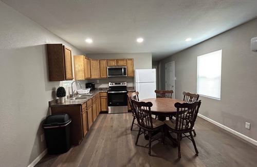 Farmington Casa | Parkside B&B