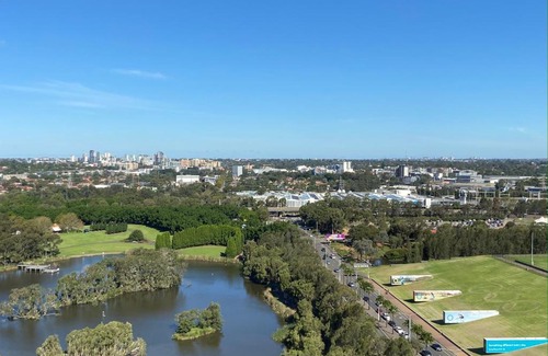 Sydney Olympic Park Apartamento | Parkside & City view in Sydney Olympic Park