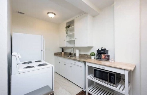 Historic Uptown Apartamento | Parkside Duo