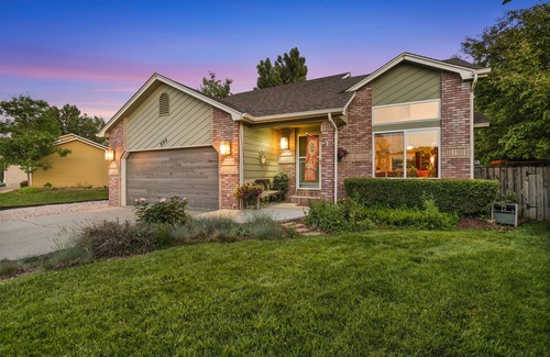 Loveland Casa | Parkside Gardens | Shady Private Yard W/ Hot Tub!