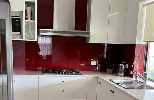 Henley Beach Casa | Parkside Home away from Home @ Henley Beach