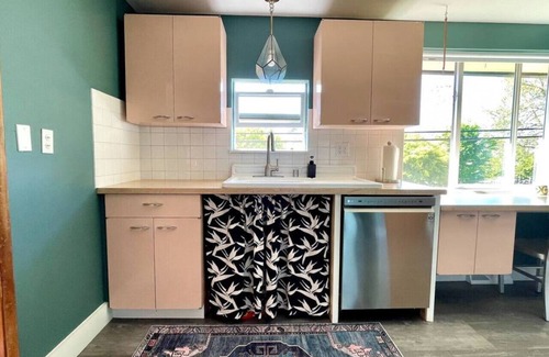 Fremont Casa | ✨ Parkside Suite Vintage Charm + Modern Comfort ✨