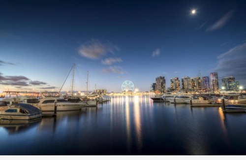 West Melbourne Apartamento | Parkview city fringe Apt/Pool/QVM/Free city circle tram