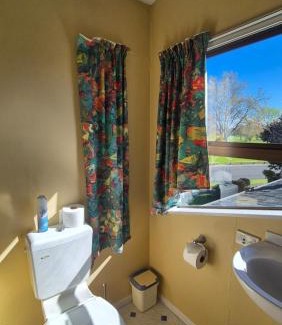 Napier Casa | Parkview Retreat- 3 Bedrooms and 3 Bathrooms