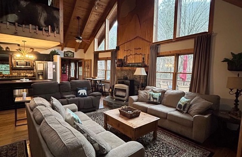 Maggie Valley Cabina | Parkway Creek - Creekside - Sala de juegos - Plazas 14 - Privado - ATV Riding - Wifi