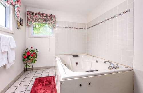 Waynesville Hotel | Parkway Inn