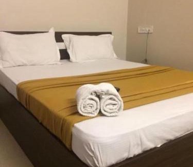 Jayanagar Hotel | Parkwood Executive Rooms Inn