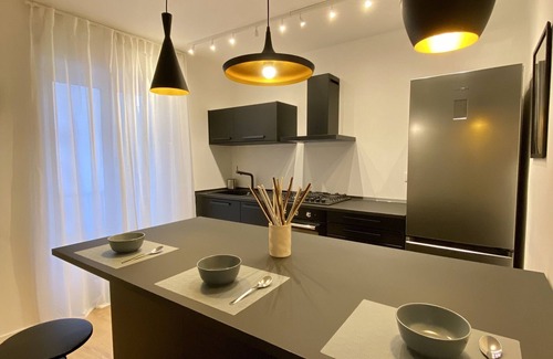 Centro Storico Apartamento | Parliament Apartment - Beautiful 120sqm in the heart of the historic center of Palermo